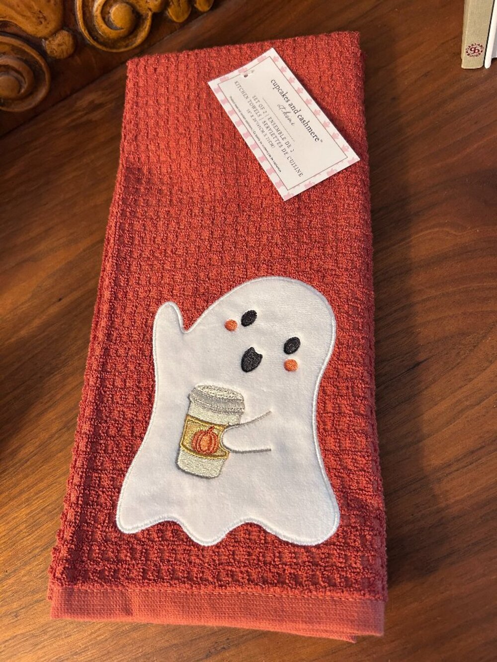 cupcakes and cashmere Halloween towels